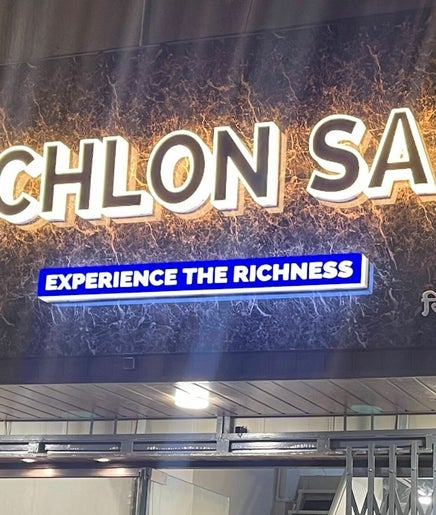 Richlon Salon image 2