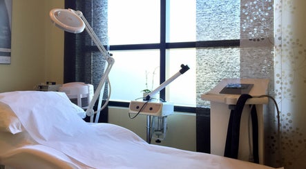 Lonsdale Skin and Laser Clinic
