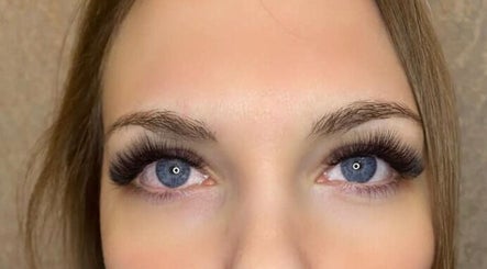 Lashes by Emily afbeelding 3