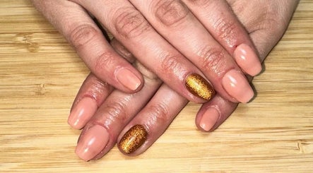 SL Nails and Beauty изображение 3