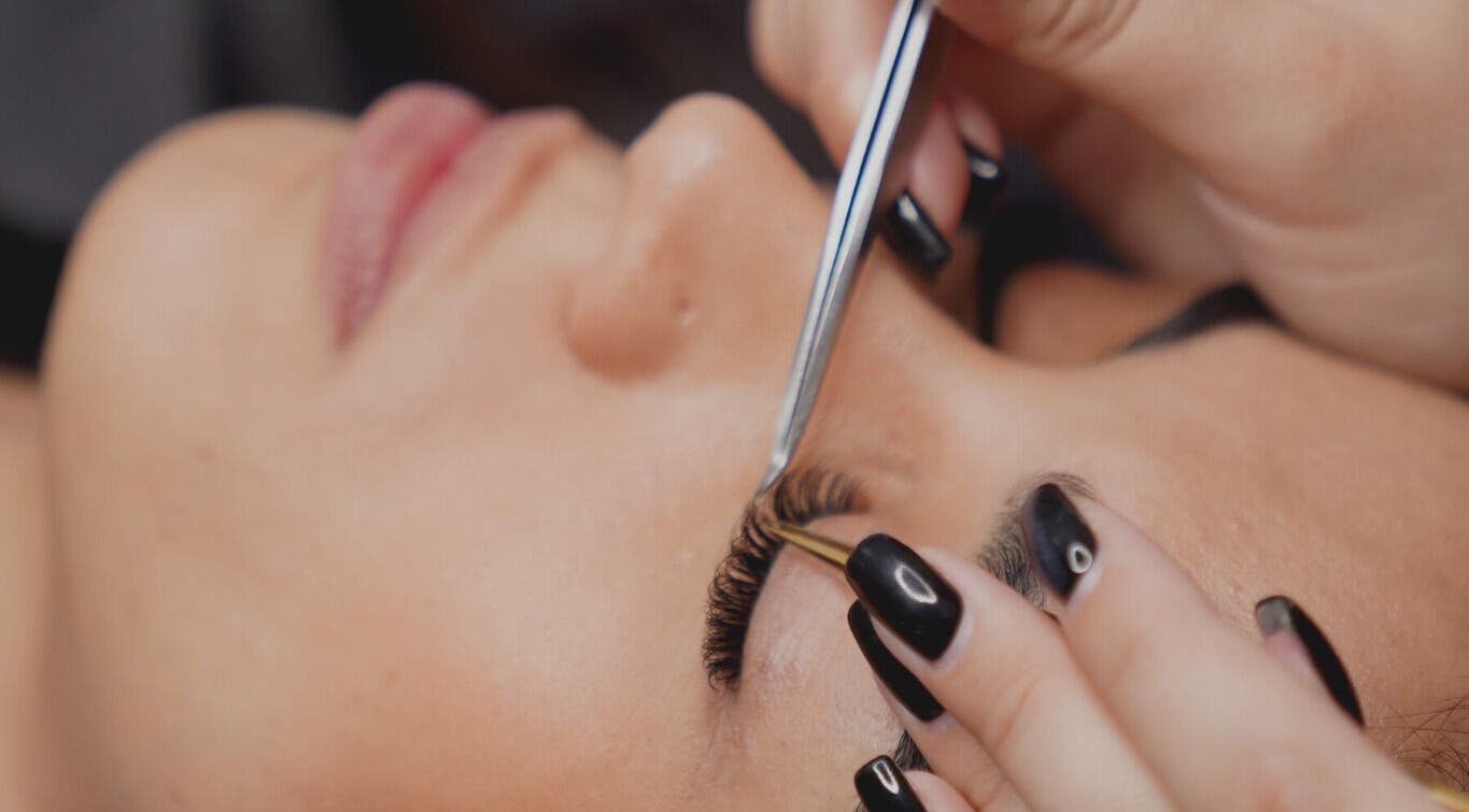 Eyelash extension at Dead Pretty beauty bar inside Aesthetics by Maddy-Jane, Singleton, New South Wales, AU.