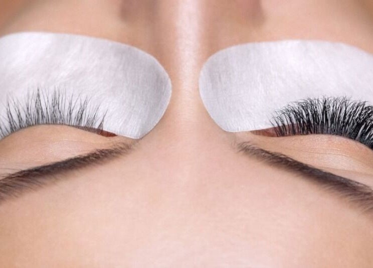 Eyelash extensions at Dead Pretty Beauty Bar, Singleton, New South Wales, AU for a refined look.