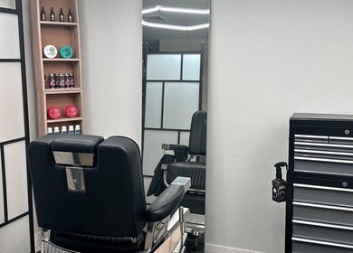 Modern barber chair and styling station at Quinche Studio, Mascot, New South Wales, AU.