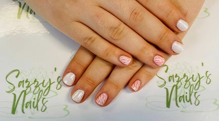 Sazzys Nails image 2