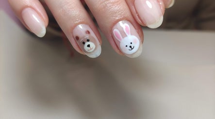 Meryn Nails