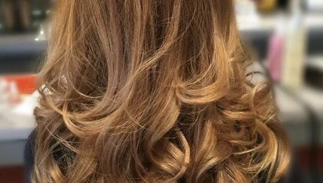 Hair by Abigail F SLS Hair and Beauty – kuva 1