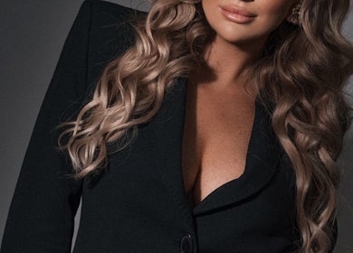 Elegant woman with wavy hair at FreckledGirl beauty Salon, 1 Princes Avenue Hu5 3rx Hull, Hull, England, GB.