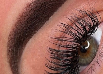 Close-up of styled lashes and brows at Ellietemplepmu, Plymouth, England, GB, showcasing expert beauty enhancement.