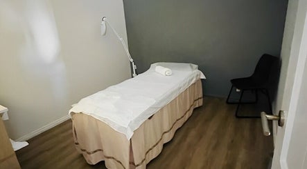 Miracle Massage Q Super Centre