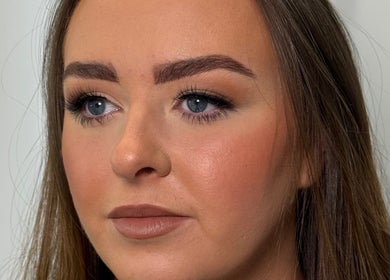 Makeup artistry at CWL Collective, showcasing flawless beauty in Glasgow, Scotland, GB.