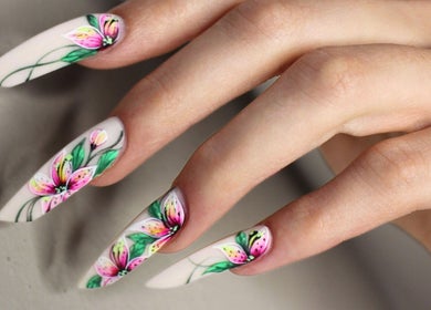 Beautiful floral nail art at Indulge Nails and Beauty Salon, Benoni, Gauteng, ZA.
