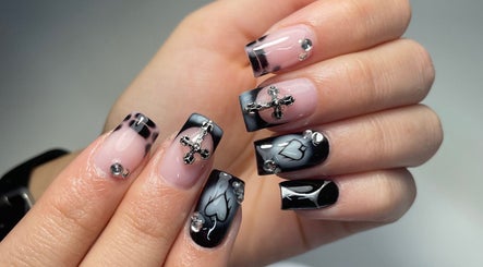 Scorpio Nails