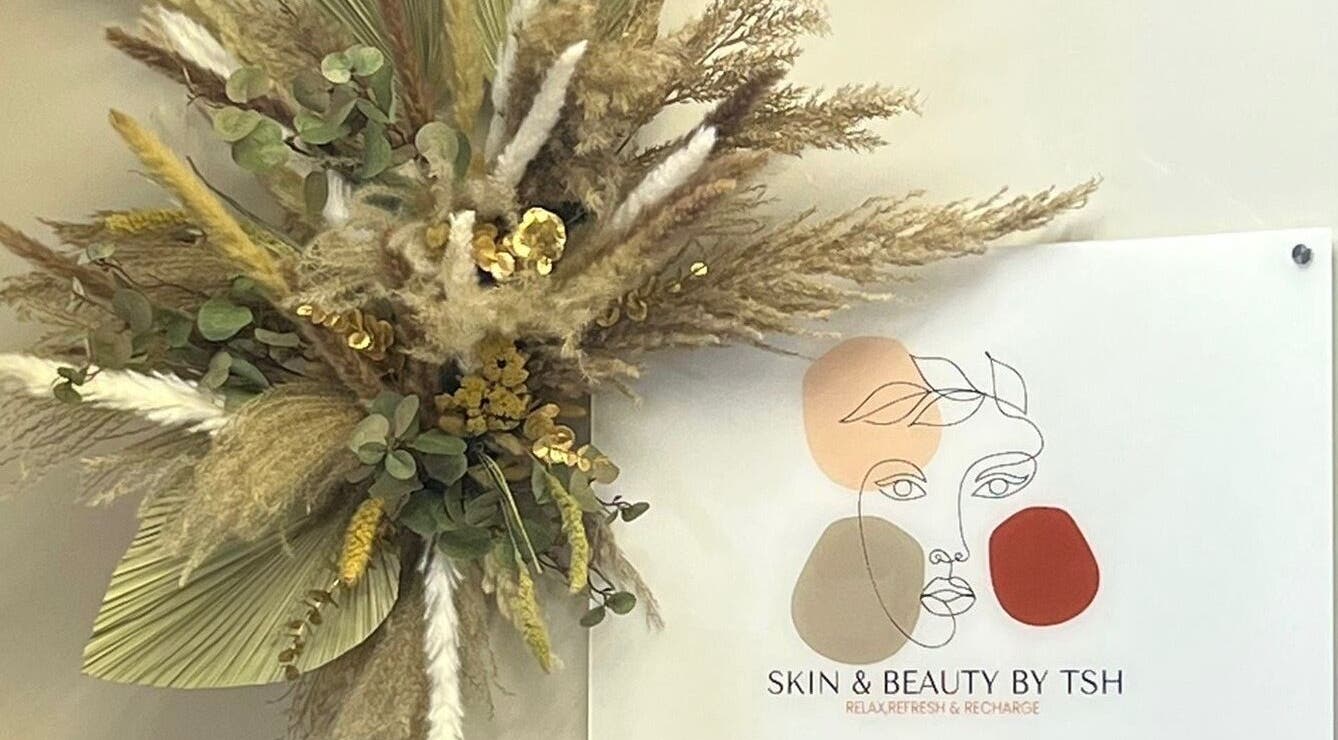 Elegant floral arrangement at Tanya at Digits, Cardiff, Wales, GB, enhancing the beauty venue's ambiance.