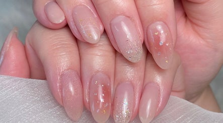 Flowery Nails – obraz 3