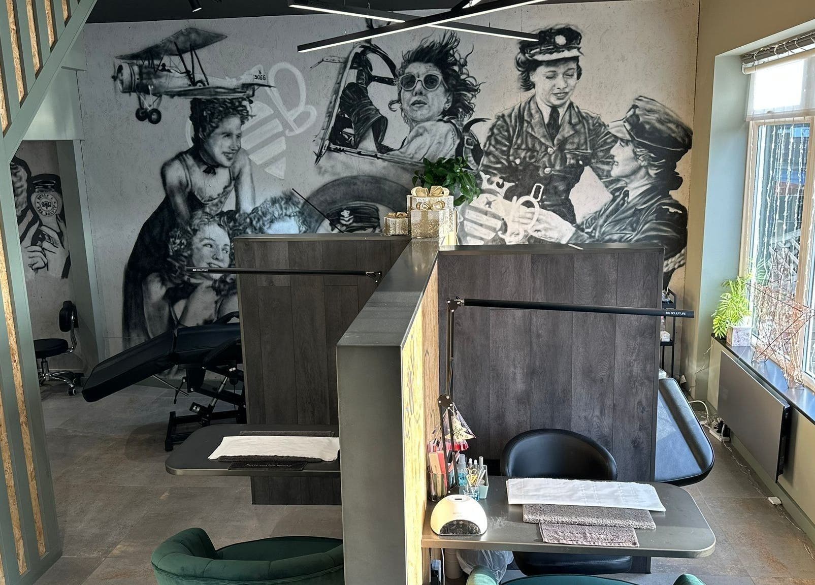 Belle & Bee Beauty X Henlow salon interior with vintage wall art, Henlow Camp, England, GB.