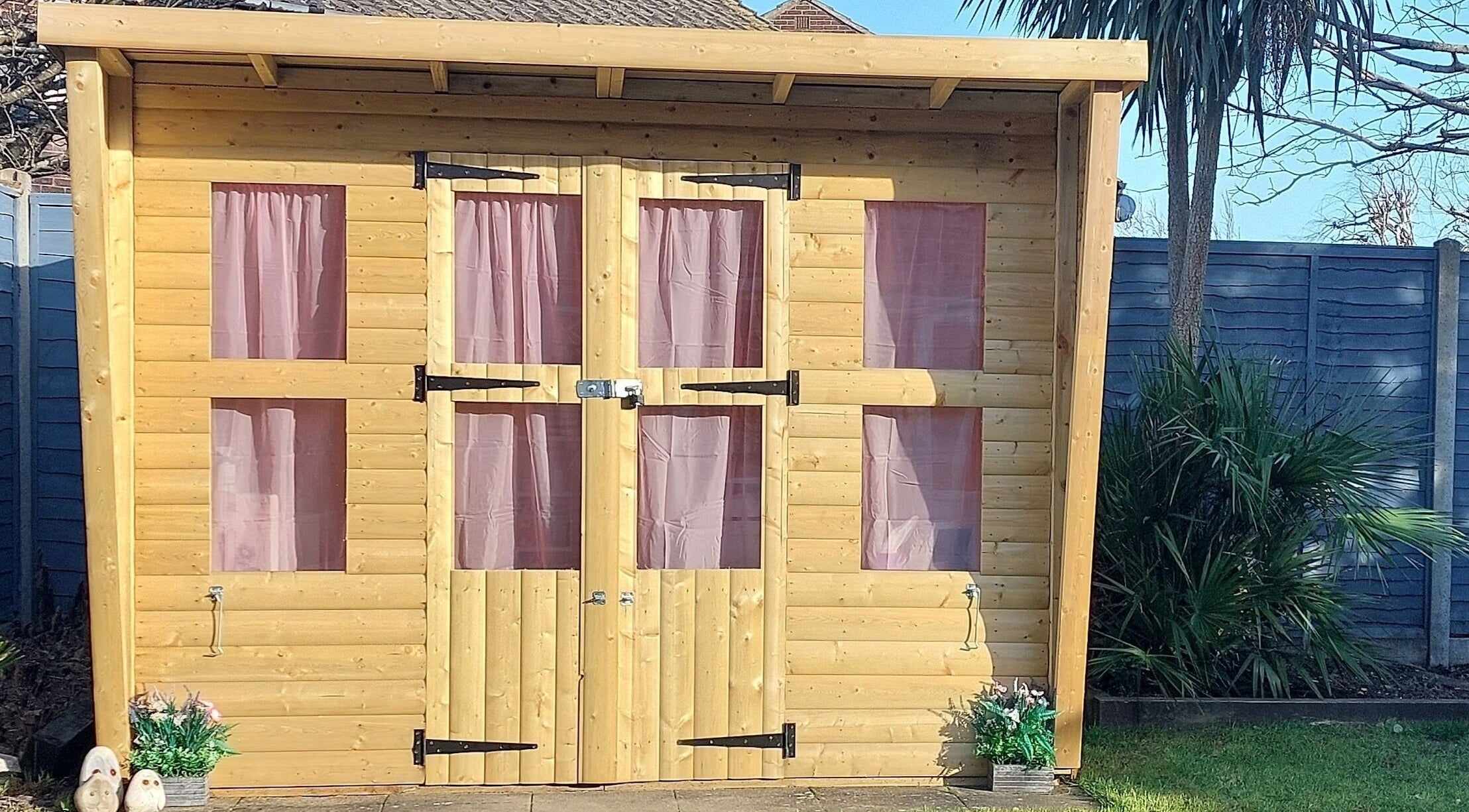 Cozy wooden cabin at AllAboutNailz in Stubbington, United Kingdom, GB, showcasing a stylish beauty retreat.