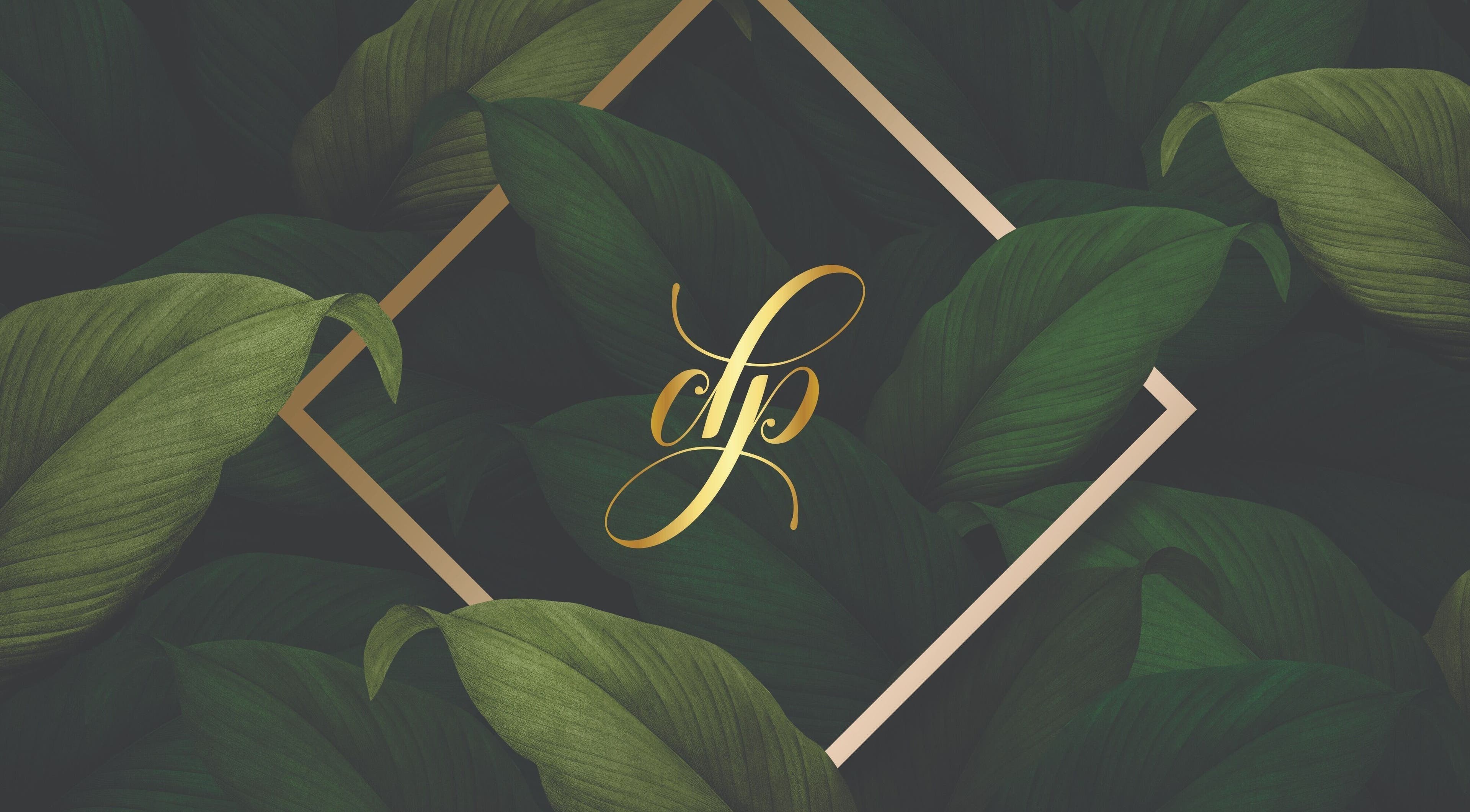 Logo elegante da Clínica Divina Pele entre folhas verdes, São José do Rio Preto, São Paulo, BR.