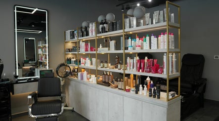 Abroshka Gents Salon