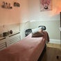 Queens Beauty Salon