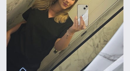 Ellice Amelia Aesthetics, bilde 2