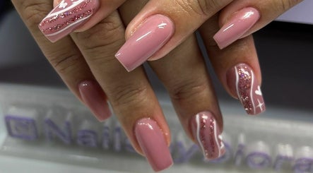 Nails by Diora image 3