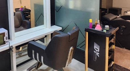Naturals Hair & Beauty Salon Korattur
