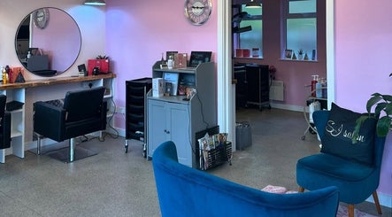 SJ Salon slika 3