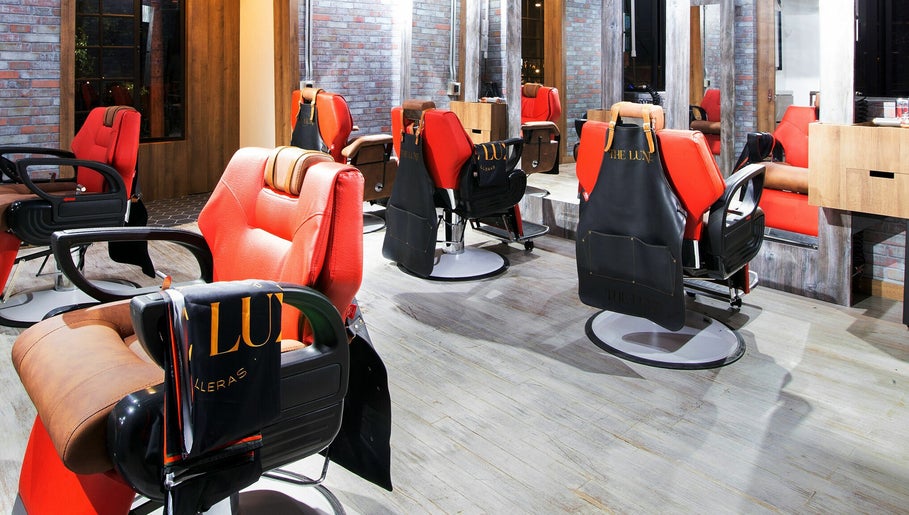 The Luxe Barbershop Lleras imaginea 1