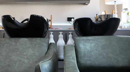 Evolved Salon