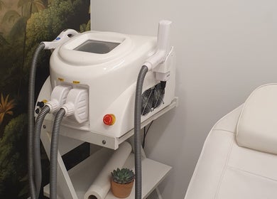 Laser equipment in a calm room at CK Laser @ Salon Forty Four, Eastbourne, England, GB.