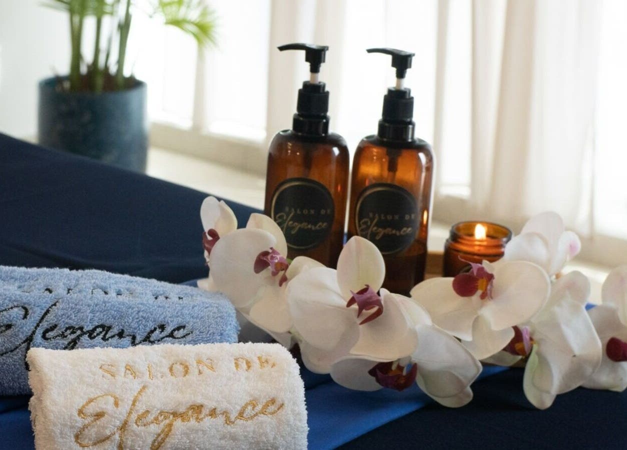 Luxurious towels and spa essentials at Salon De Elegance Dubai - Home Service Spa, Dubai, AE.