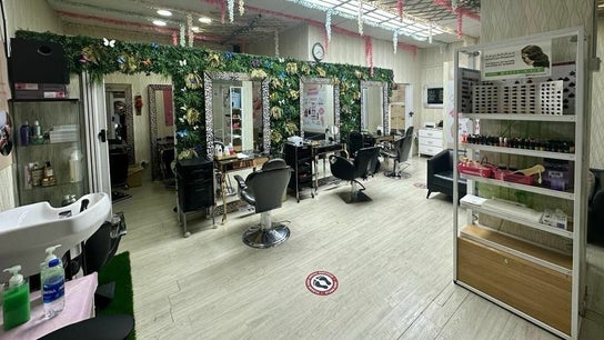 Blended Queens Beauty Saloon