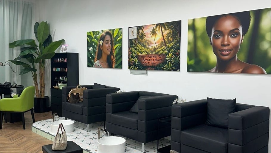 Blended Queens Beauty Saloon – obraz 1