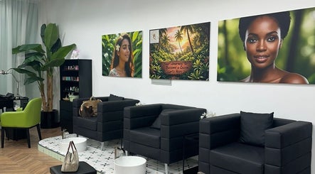 Blended Queens Beauty Saloon