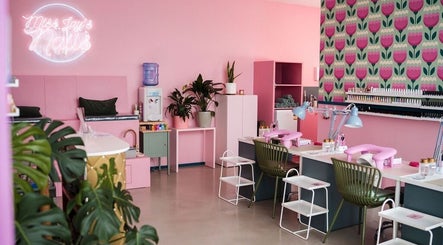 Miss Jay's Nails - Footscray, Melbourne, Victoria, AU, vibrant pink nail salon interior with floral decor.