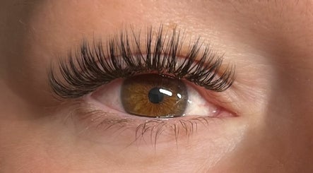 Frenchie’s Lashes afbeelding 2
