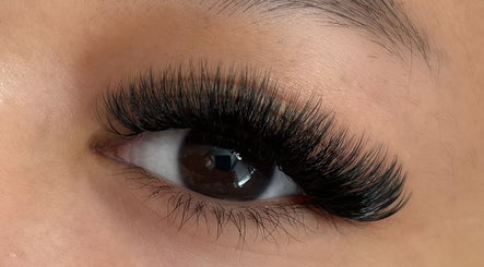 Frenchie’s Lashes slika 2