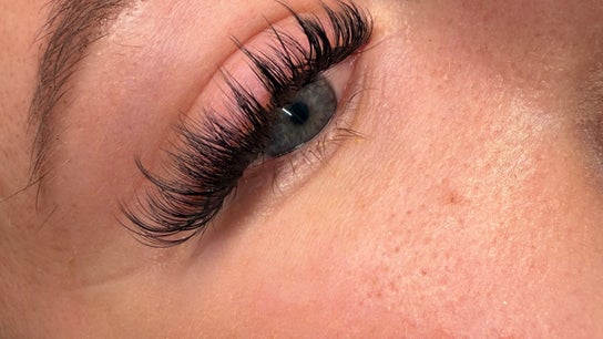 Lash’D by Ellie - Abbotswell Road