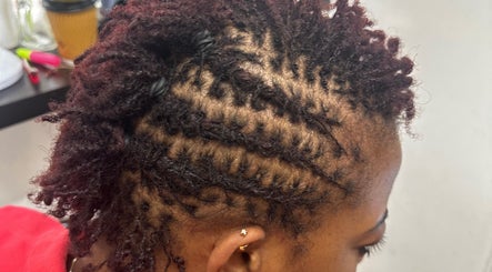 Unique Sislocs, bilde 2