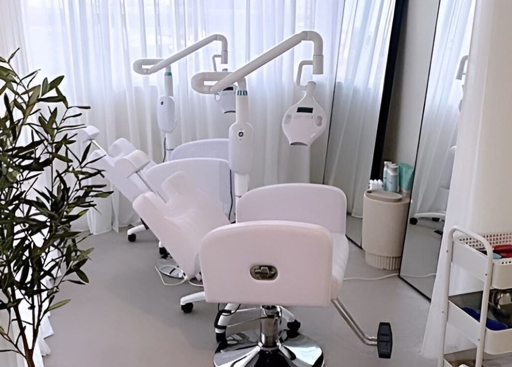 EYESMILE ARTISTRY salon interior with modern chairs and equipment in Maroochydore, Queensland, AU.