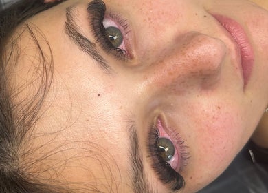 Close-up of eyelash extensions at Kinesha Studio, Bedford, England, GB highlighting natural beauty enhancements.