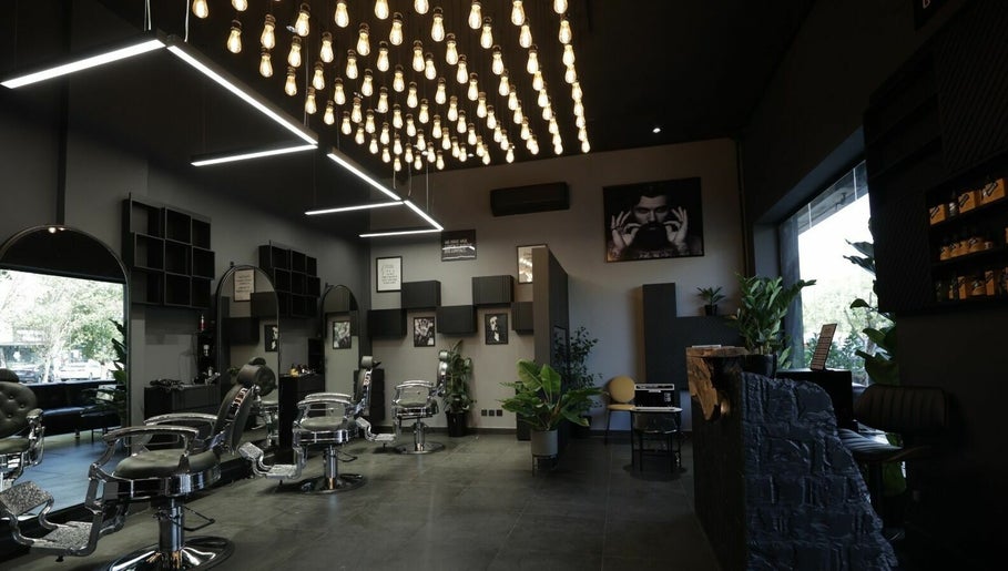 Cutz Hair Studio, bilde 1