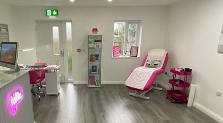 A & C Aesthetics Cheshire LTD image 2