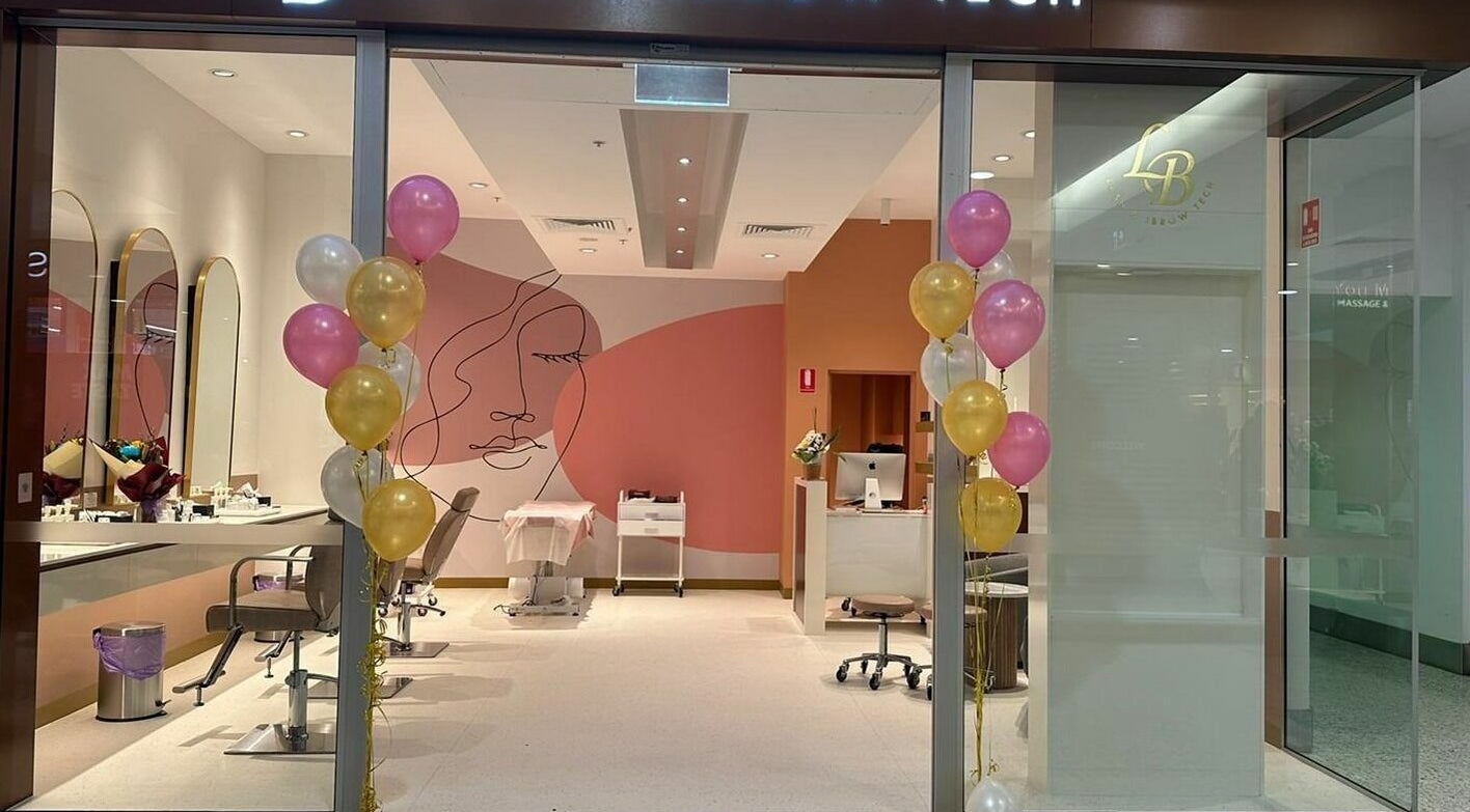 Front of Lash and Ibrow Tech - Woden in Phillip, AU, featuring stylish decor and balloons.