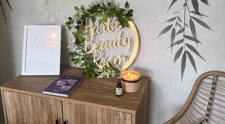 Harbs Beauty Room изображение 3