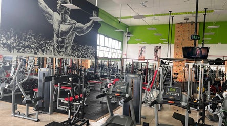 Fiit Zone Centro Fitness image 2