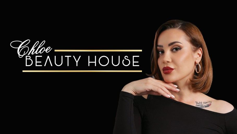 Elegant portrait at Chloe Beauty House • HOME BASED • in LONDON, United Kingdom, GB.