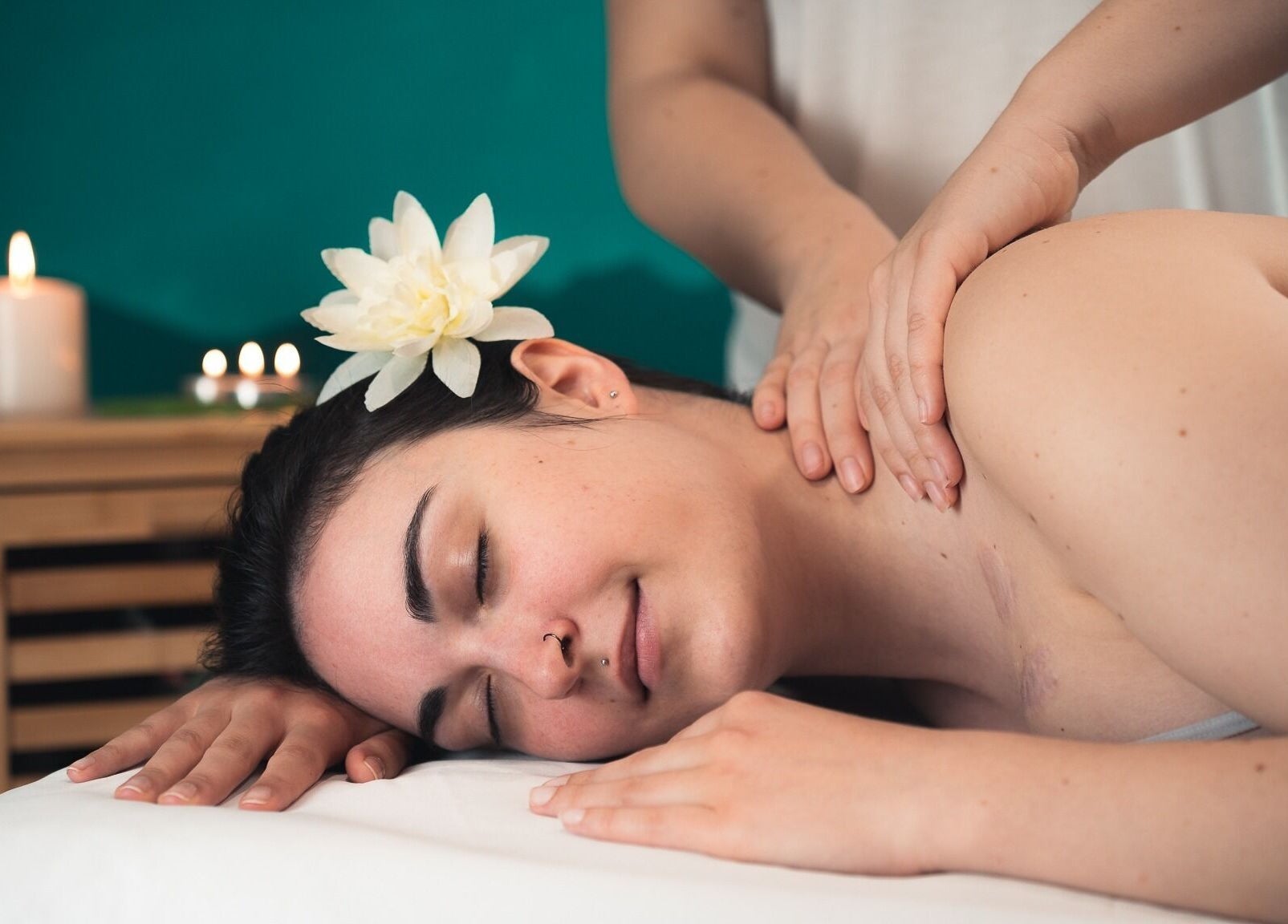 Sesión de masaje en Gea - Centro de Danza y Bienestar, Alcalá De Henares, Comunidad De Madrid, ES.