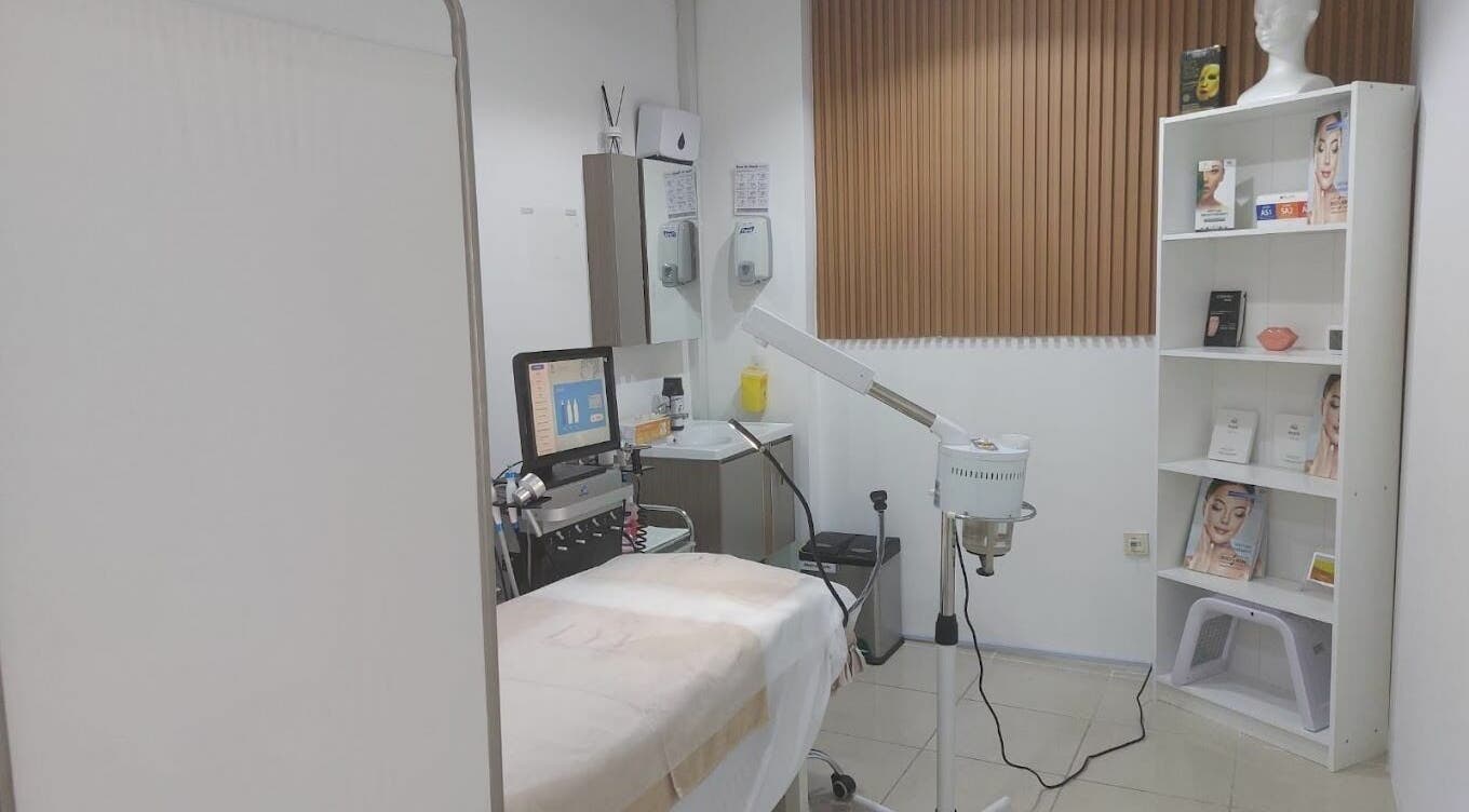 Serene treatment room at Lyv Aesthetic Clinic LLC, Dubai, Dubai, AE, featuring modern equipment and calming decor.