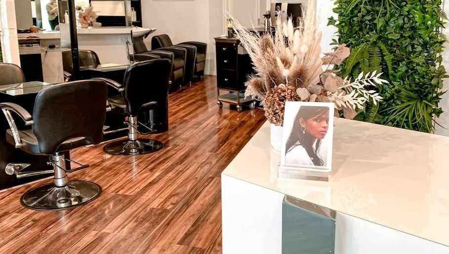 Instyle Hair Bayswater image 1